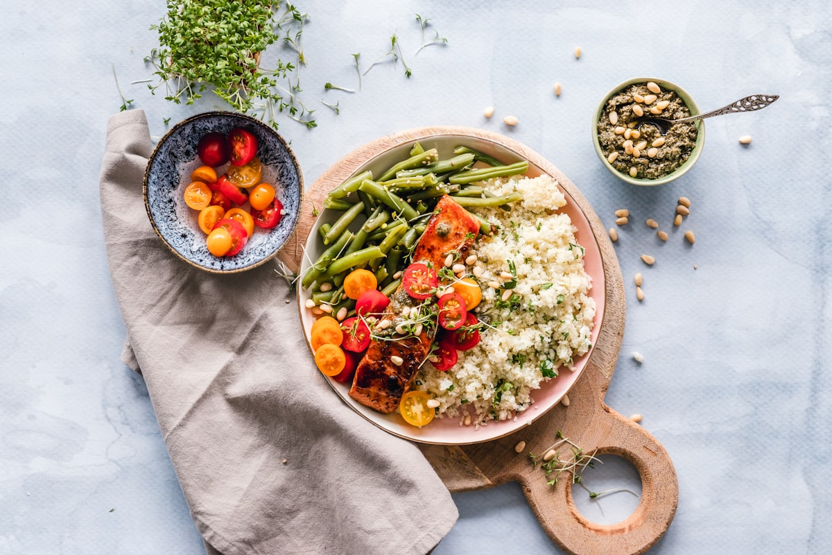 Nutrition professional providing online guidance